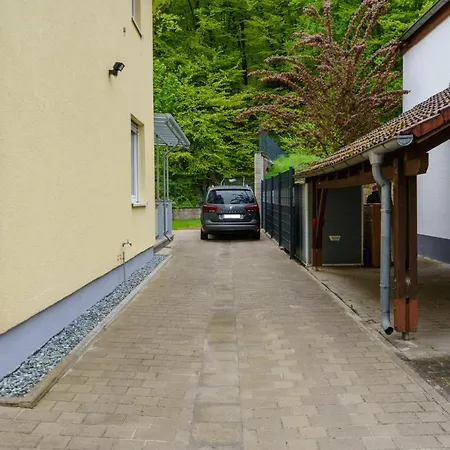 In Kaiserslautern-hohenecken Apartamento